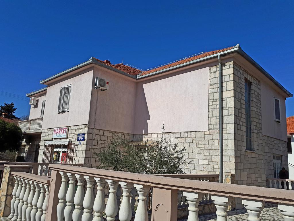 Apartment & Room'S Anni Zadar Exterior foto